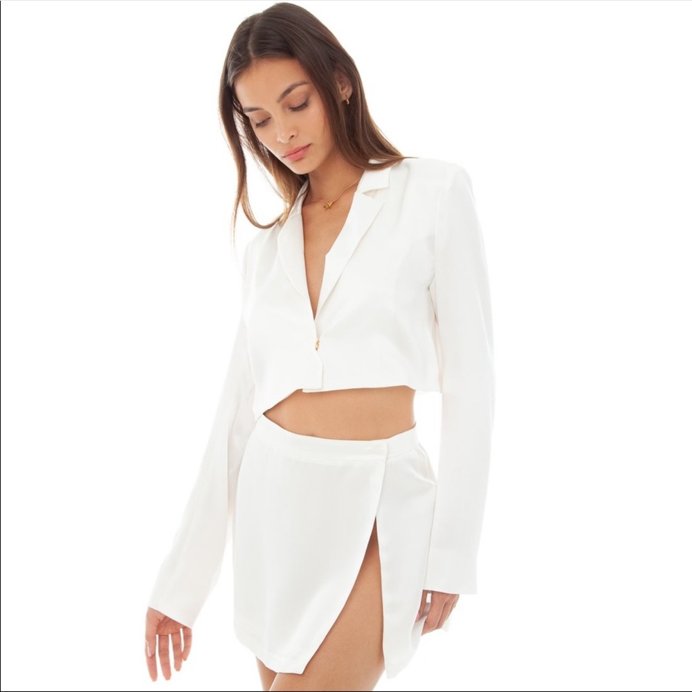 ARE YOU AM I NATANE SKIRT AND BLAZER SET XS